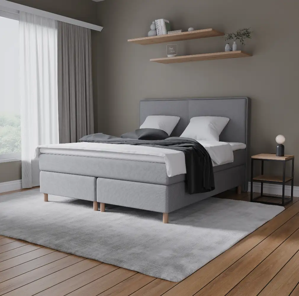 Luxuria Continental